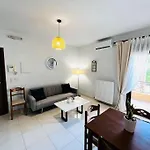 Philoxenia Apartment